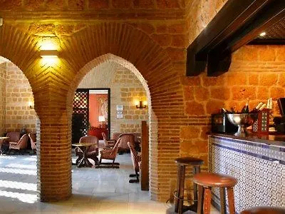Hotel De 4*