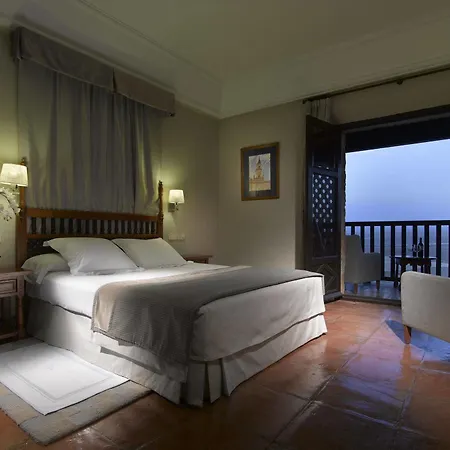 De 4* Carmona (Seville)