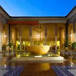 Hotel De 4*