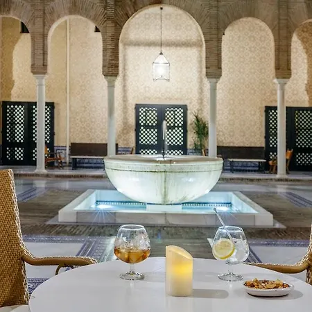 파라도르 데 4* 카르모나