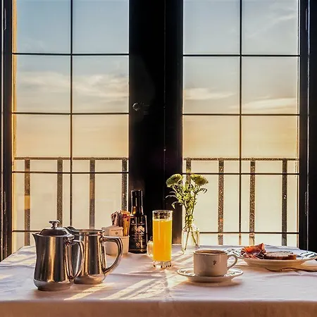 파라도르 데 호텔